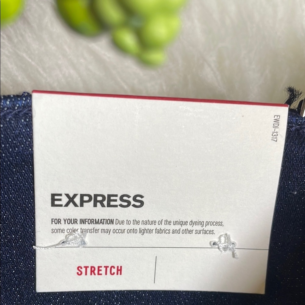 Express High Rise Leggings with Stretch - Picture 9 of 16
